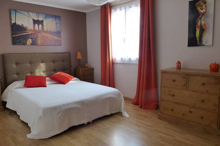 Location de vacances pour 10 personnes, avec jardin à Uchaux - 3