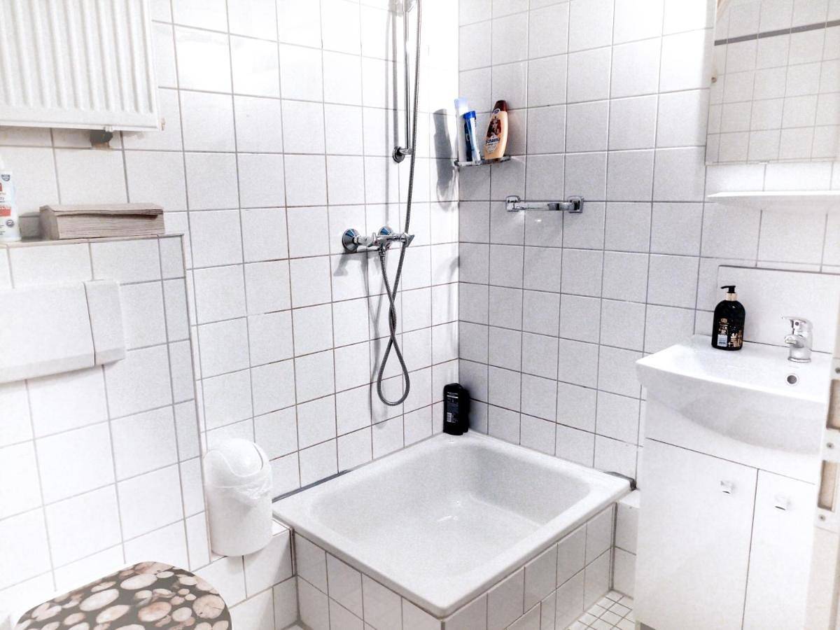 Ganze Wohnung, A&S Ferienwohnungen Roonstraße in Bad Godesberg, Bonn