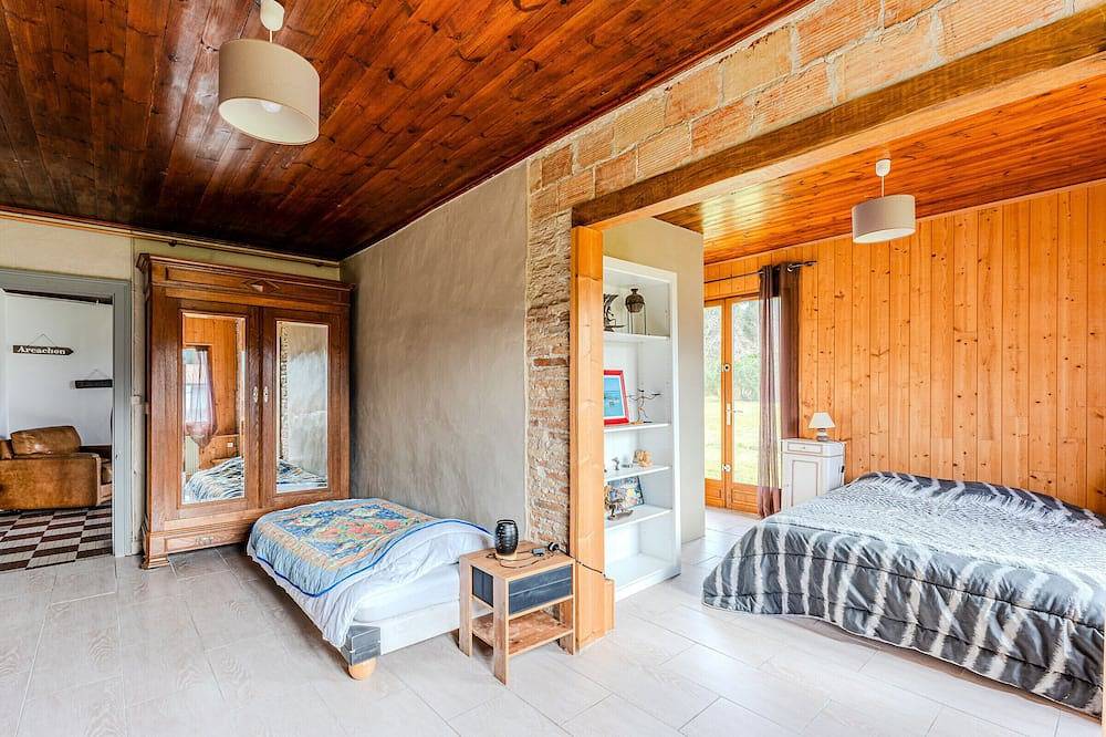 Spacious Landaise House for 6/7 People, 500m from Lake in Sanguinet, Côte d’Argent