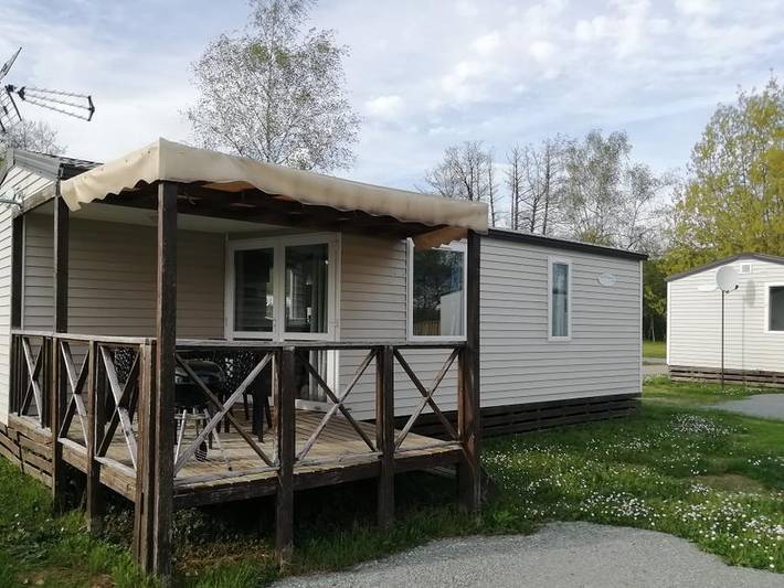 Camping für 6 Personen, mit Kinderpool in Franche-Comté - 2