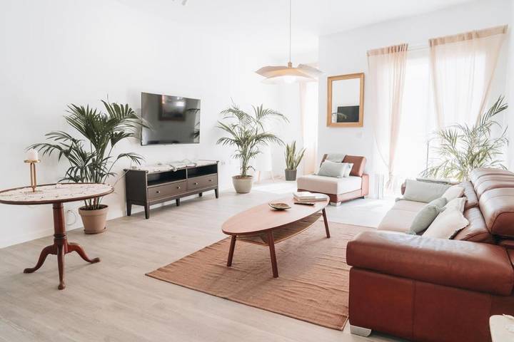 Apartamento de vacaciones para 3 personas, con balcón y jacuzzi - 1