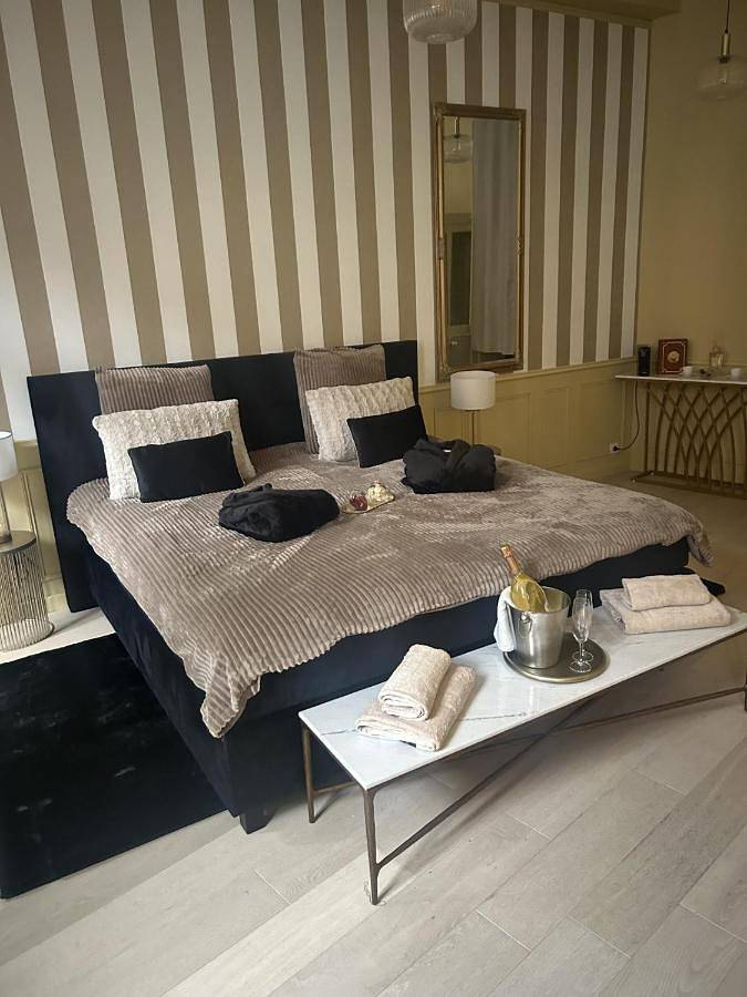 Chambre d’hôte pour 3 personnes, avec jardin ainsi que sauna et vue