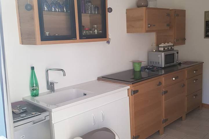 Gîte pour 2 personnes, avec terrasse à Althen-des-Paluds - 4