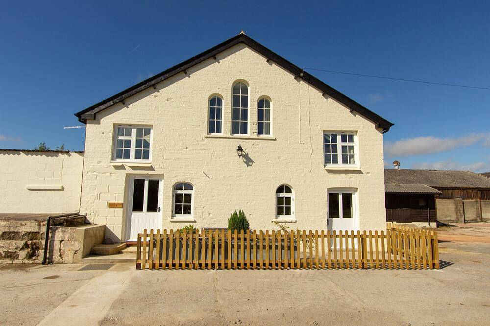 Old Dairy Cottage -  Self catering cottage in the heart of rural Wiltshire. Kennet Avon Canal Nearby in Wiltshire