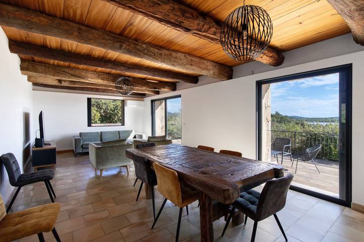 Villa 'Maison A Salvatica' avec vue mer, Wi-Fi et climatisation in Porto-Vecchio, Arrondissement de Sartène