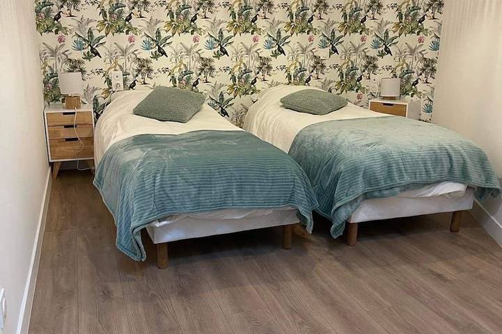 Location de vacances pour 4 personnes, avec jardin et terrasse à Arbonne-la-Forêt - 2