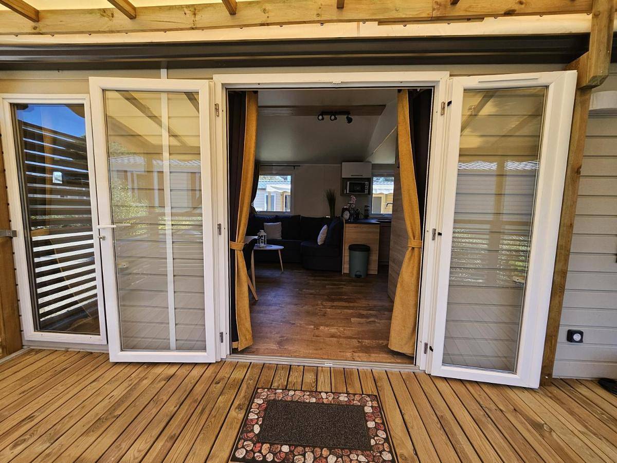 Three-Bedroom Superior Apartment in Canet-en-Roussillon, Côte d'Améthyste