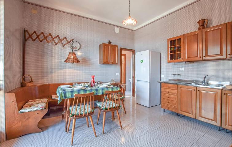 Location de vacances pour 6 personnes, avec terrasse, animaux acceptés dans Ischia - 4