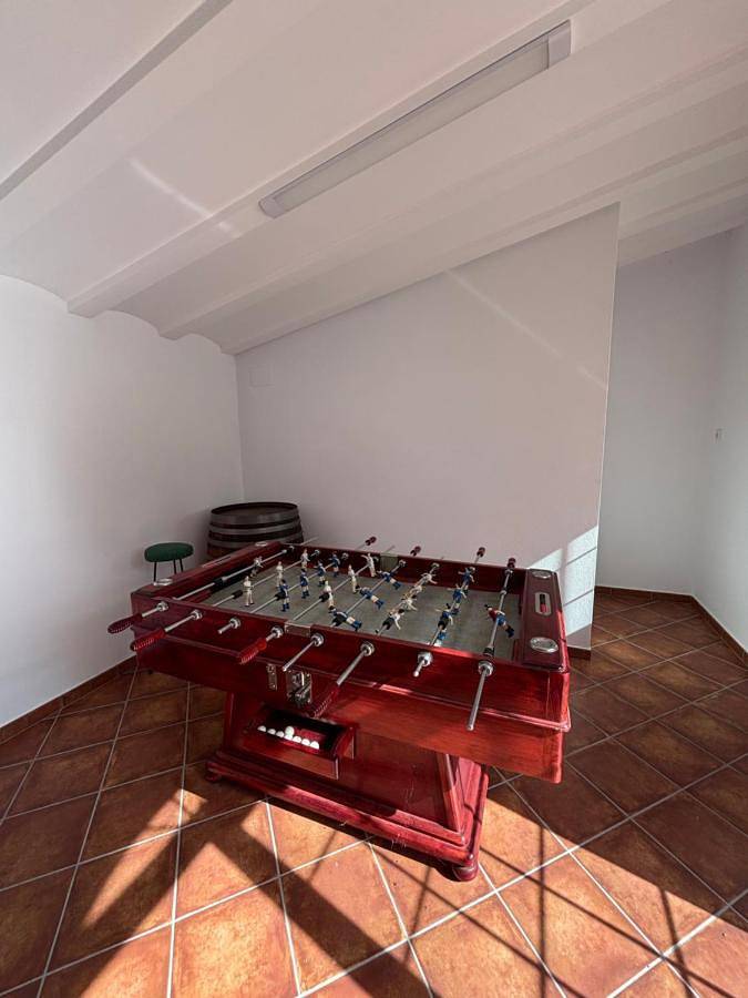 Gîte pour 4 personnes, avec vue ainsi que jardin et piscine dans San Martin Sarroca - 3