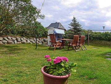 Ferienhaus für 4 Personen, mit Garten in Westerland