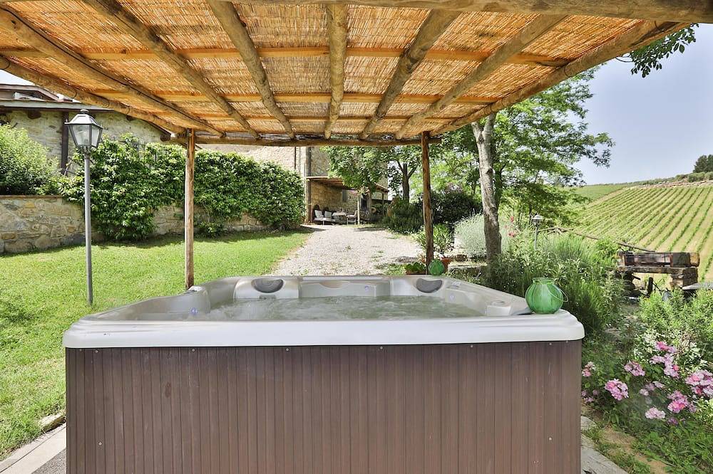 Casa vacanza a Chianti a partire da 370€ a notte