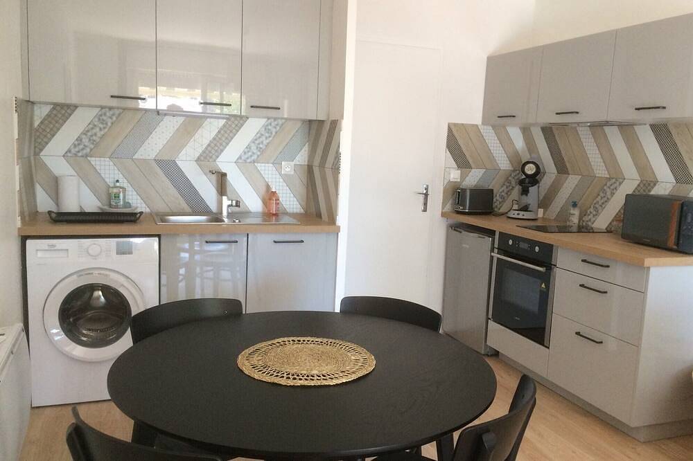 Entire apartment, Apartment 200 m from beach and center in quiet residence in La Turballe, Côte d'Amour