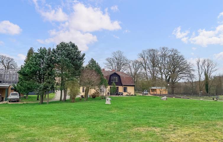 Ferienhaus für 8 Personen, mit Terrasse und Garten sowie Sauna in Kuhlen-Wendorf - 2