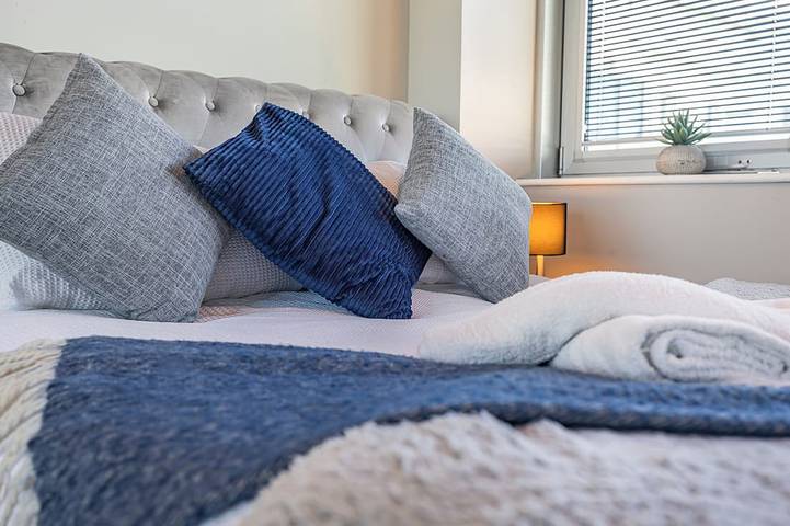 Entire apartment, Brighton Central Seaview Retreat, Steps to the Beach in Brighton, Sussex