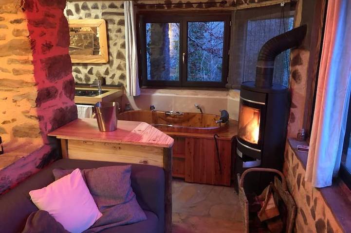 Location de vacances pour 2 personnes à Rieupeyroux - 2