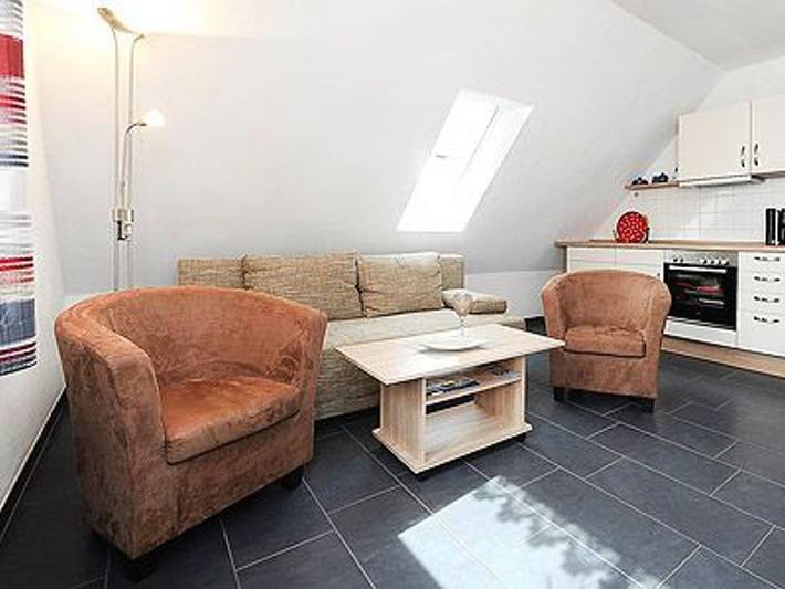 Ferienwohnung für 2 Personen, mit Terrasse in Neuharlingersiel - 3