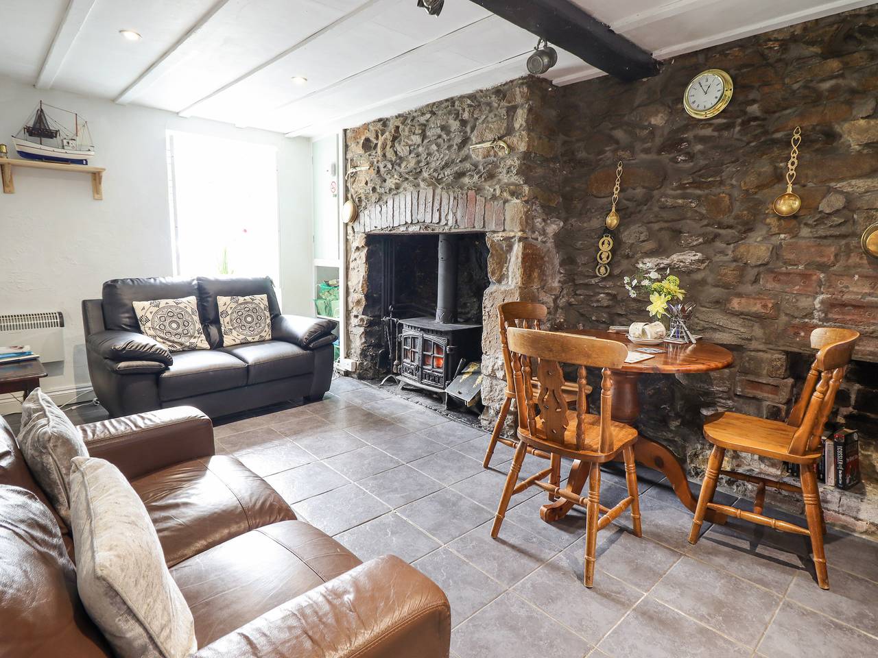 Log Cabin for 3 People in Isle of Anglesey, North-Wales