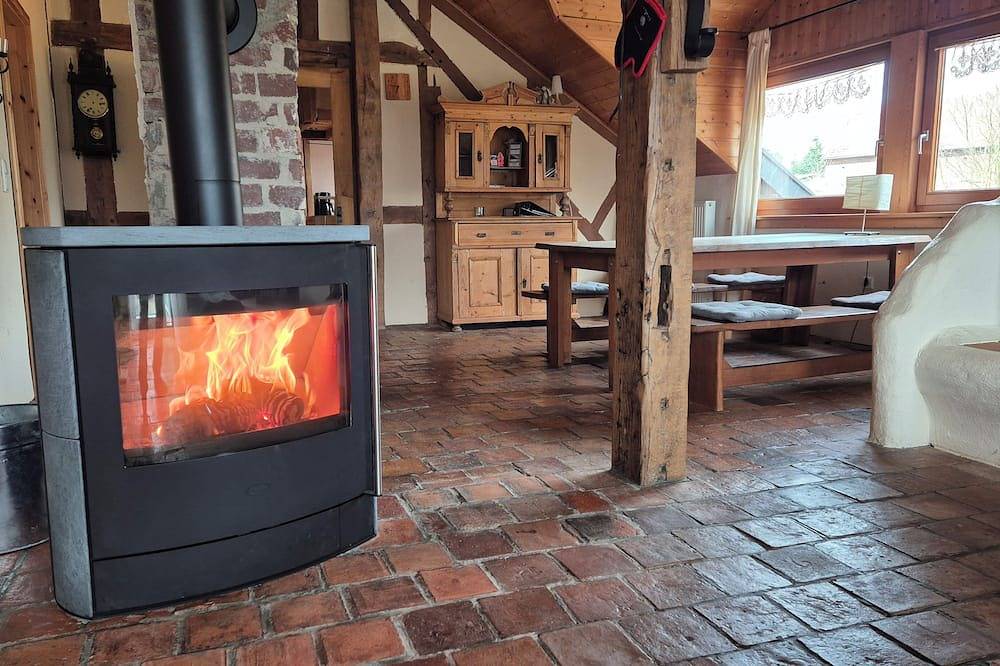 Appartement entier, 4 appartement sur ancien Ferme 'Lindenhof-Bergenhausen', vacances avec chien in Altenkirchen (Westerwald), Région d'Altenkirchen