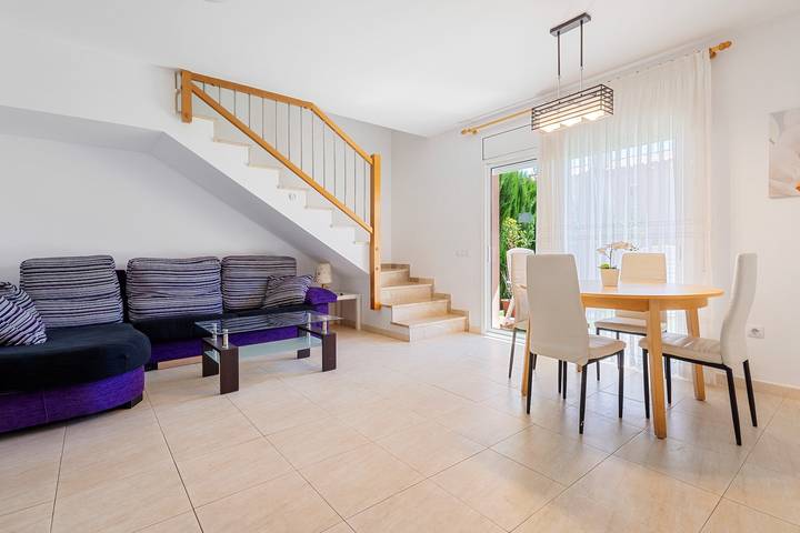 Casa de vacaciones 'Isla Bonita' con vistas al mar, Wi-Fi y aire acondicionado in El Casalot, Montroig