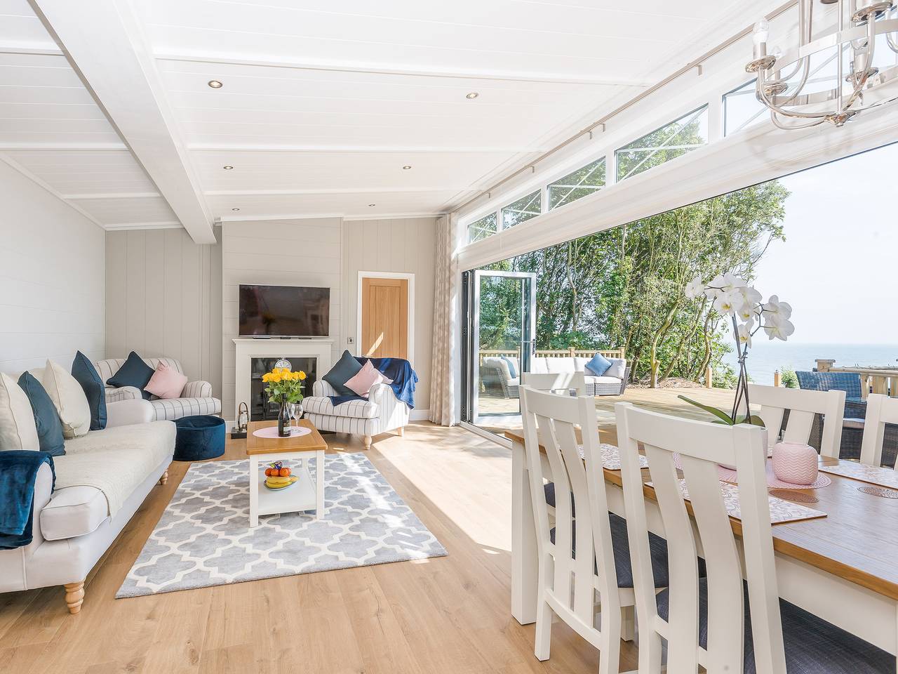 Beach Retreat in Lowestoft, Sunrise Coast