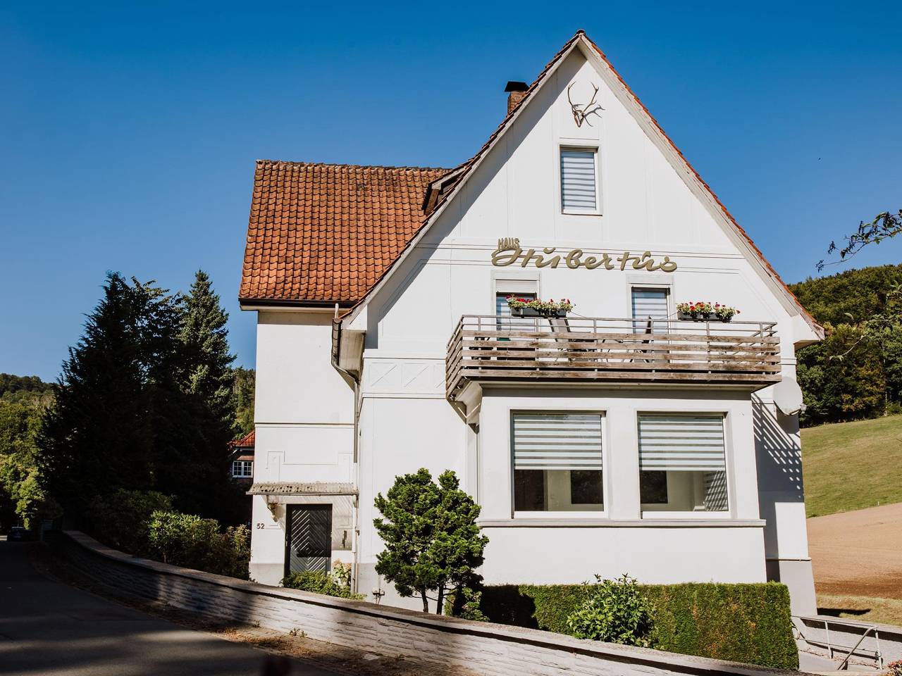 Geheel appartement, Vakantieappartement met overdekt terras in Bad Pyrmont, Weserbergland