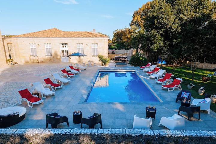Chambre d’hôte pour 2 personnes, avec piscine