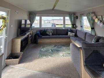 Glamping for 6 People in Porthcawl, Bridgend region, Photo 2