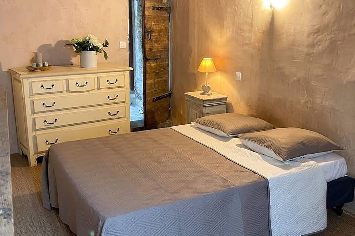 Location de vacances pour 8 personnes, avec Terrasse et Jardin à Bréau-et-Salagosse - 3