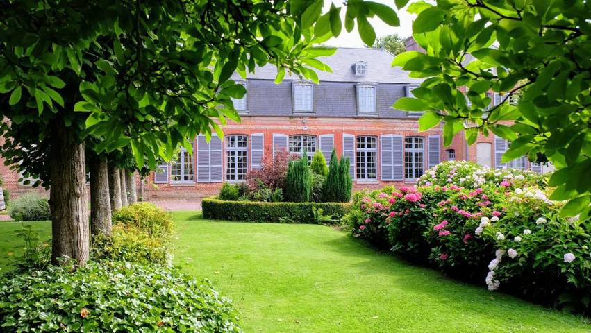 Chambre d’hôte pour 2 personnes, avec jardin à Aigneville