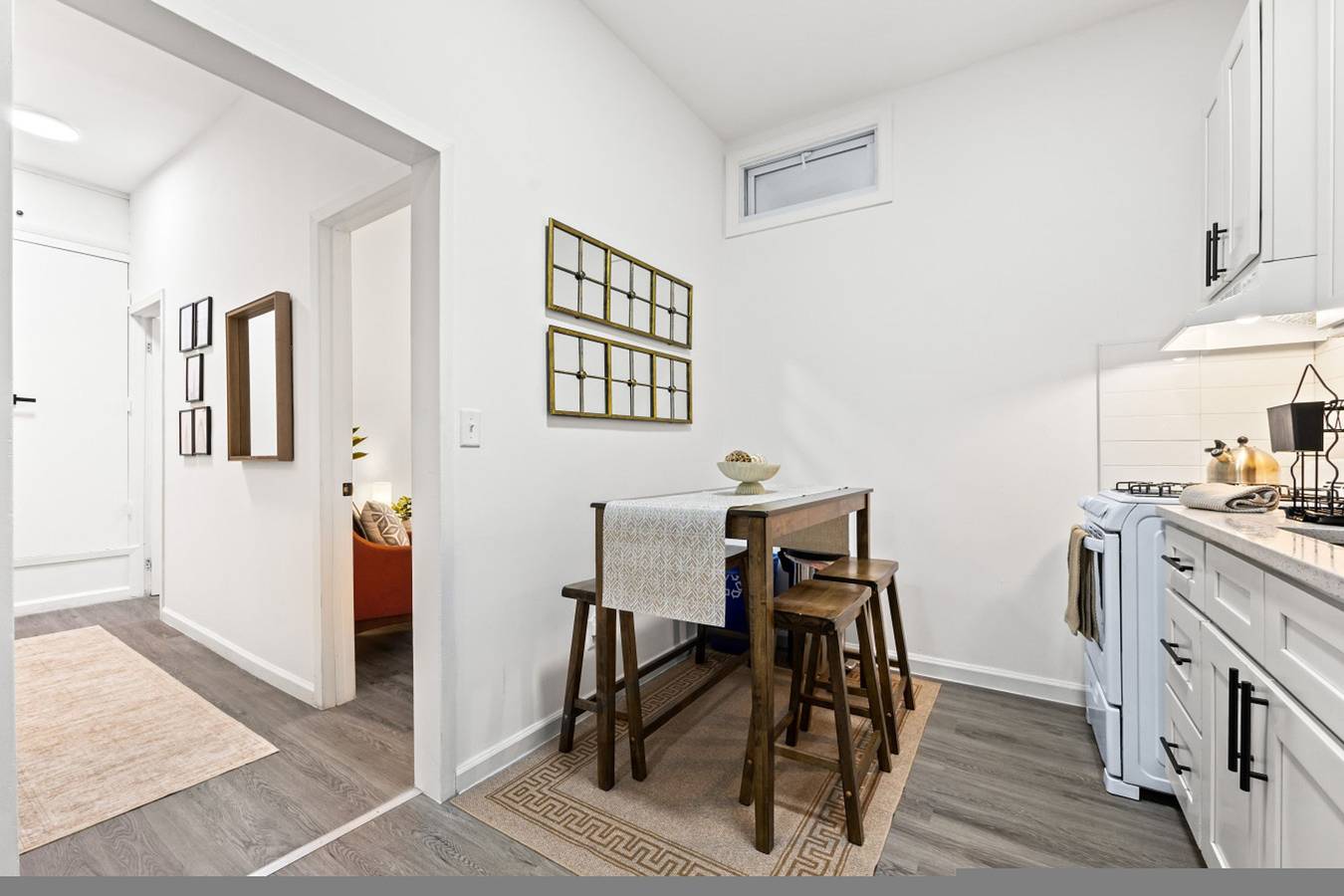 Entire apartment, New Listing: 2Br Apt near Times Square in Manhattan, New York City