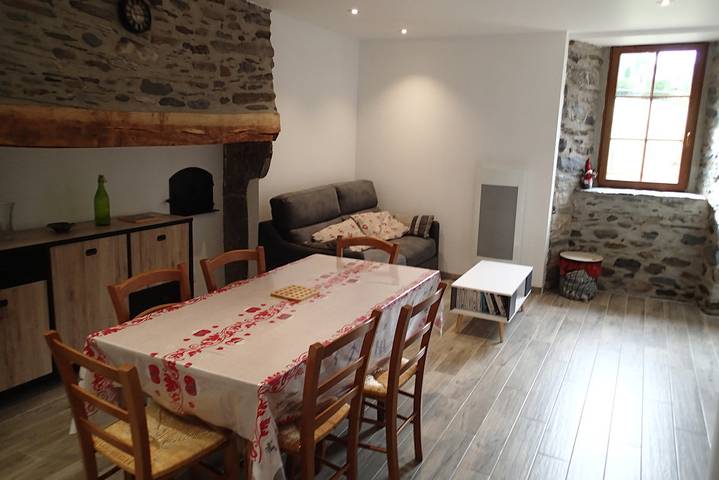 Gîte pour 10 personnes, avec jardin et terrasse dans les Pyrénées - 3