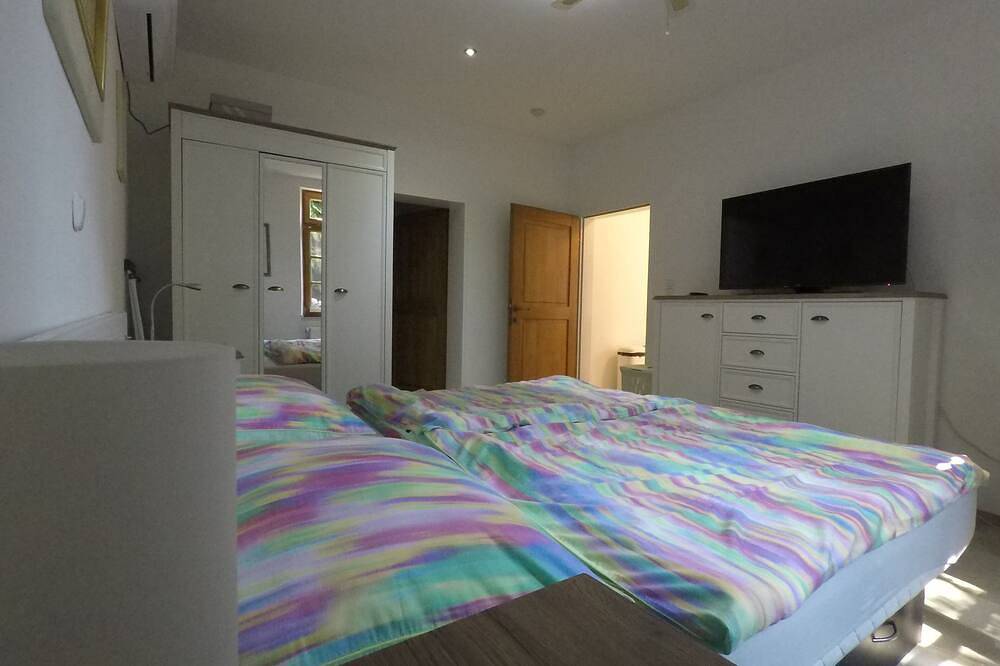 Komfortable Ferienwohnung auf dem Sturmhof in Grefrath, Niederrhein