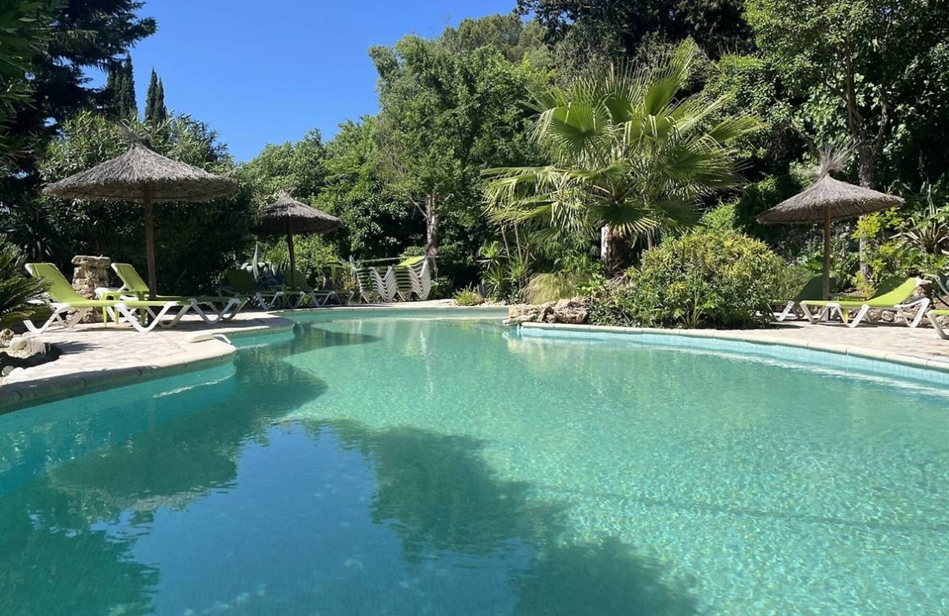 Ferienhaus „Domaine Saint Amour – Am See“ mit Seeblick, Gemeinschaftspool und Wlan in Trans-en-Provence, Draguignan Region