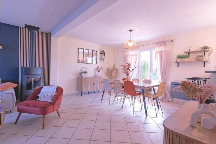 Location de vacances pour 8 personnes, avec jardin à Tallard - 2