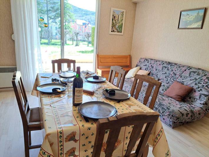 Ferienwohnung für 4 Personen, mit Terrasse in Alpes-de-Haute-Provence - 2