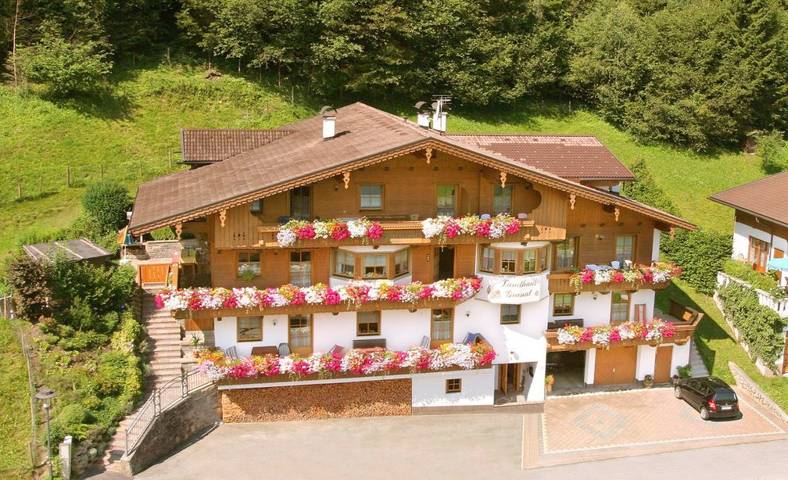Pension voor 5 personen, met balkon en uitzicht in het Zillertal