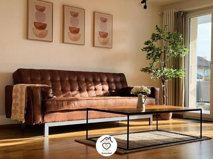 Appartement de vacances pour 8 personnes, avec Balcon et Terrasse ainsi que Jardin et Vue sur le lac