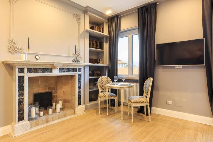 Maison d’hôte pour 3 personnes, avec balcon et vue dans Stresa - 2