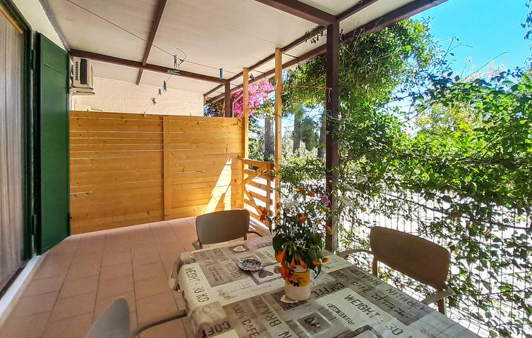 Entire holiday apartment, Charming Apartment with Pool and A/C, Chiesiola 2.5km in Vieste, Gargano