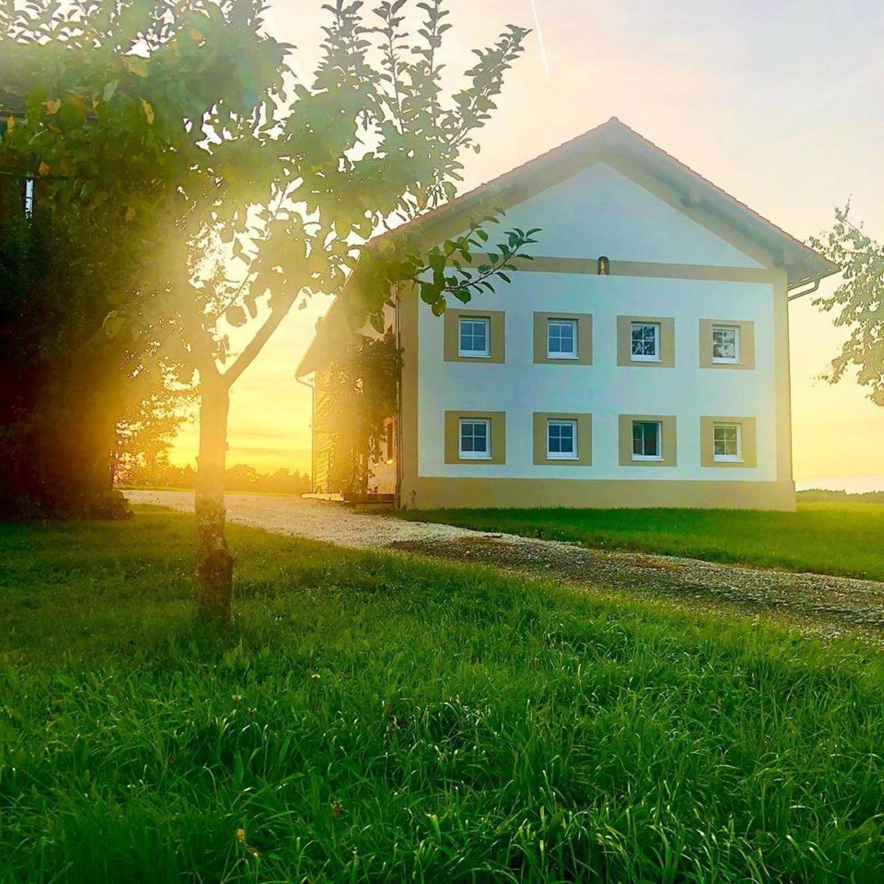 Ganze Wohnung, Ferienhaus Rabenbrunn - Ferienwohnung Atelier – Ruhe im Rottal in Arnstorf, Ostbayern