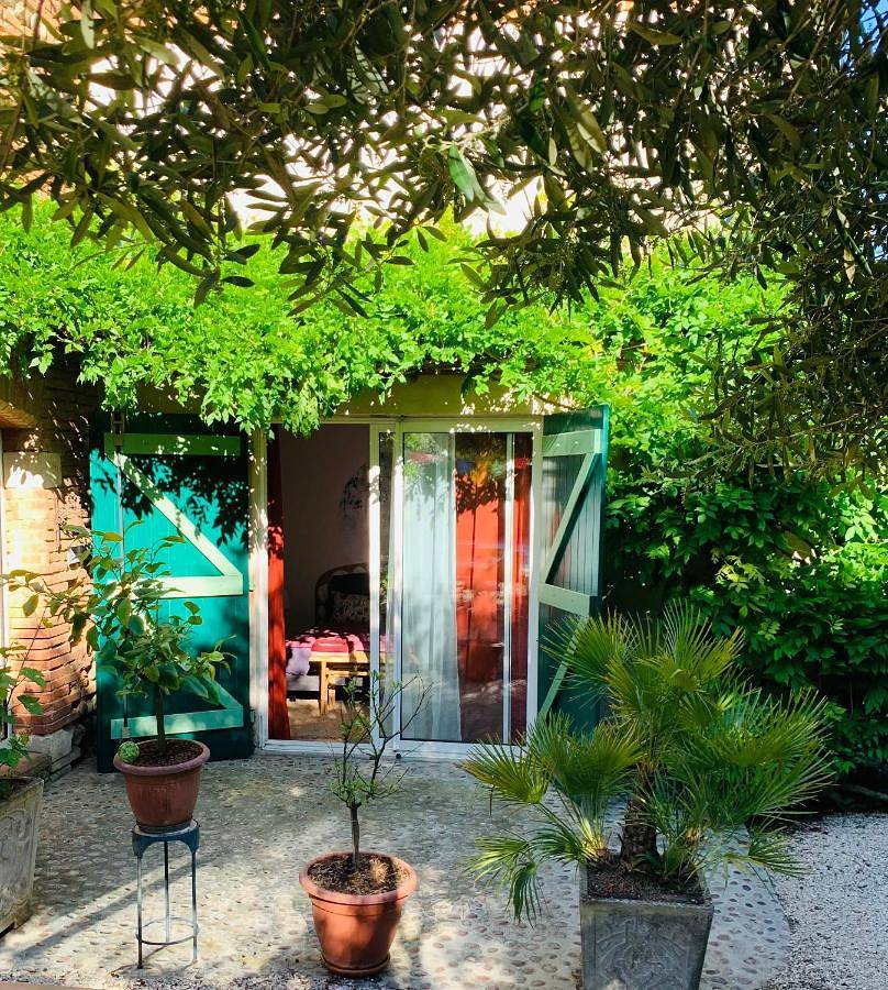 Double Room with Pool View in Noé, Haute-Garonne