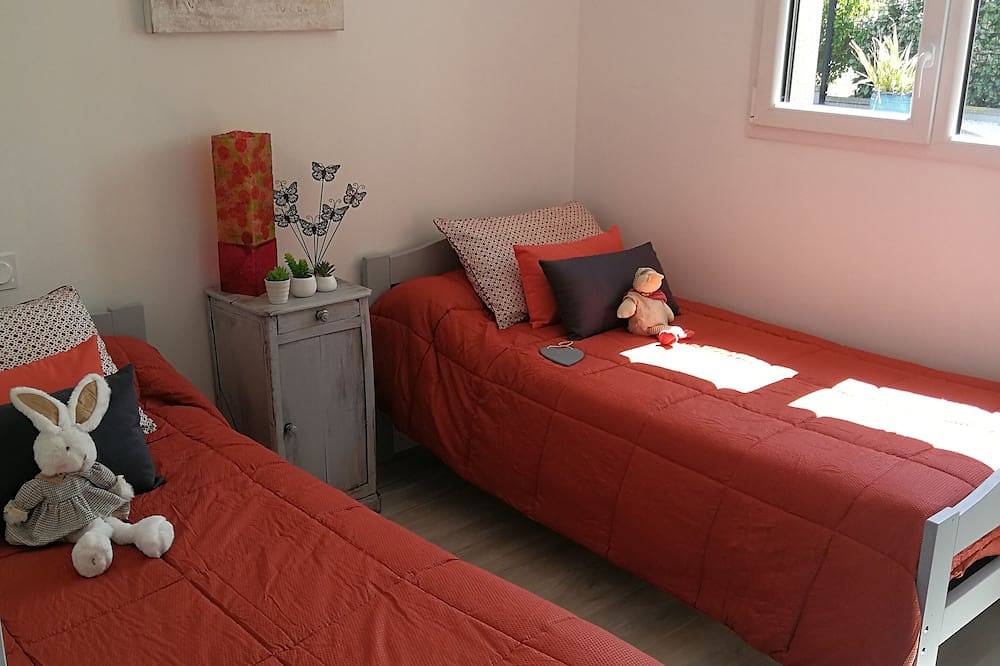 Apartamento entero, Encantadora casa moderna cerca de las playas. in Lancieux, Región de Dinan