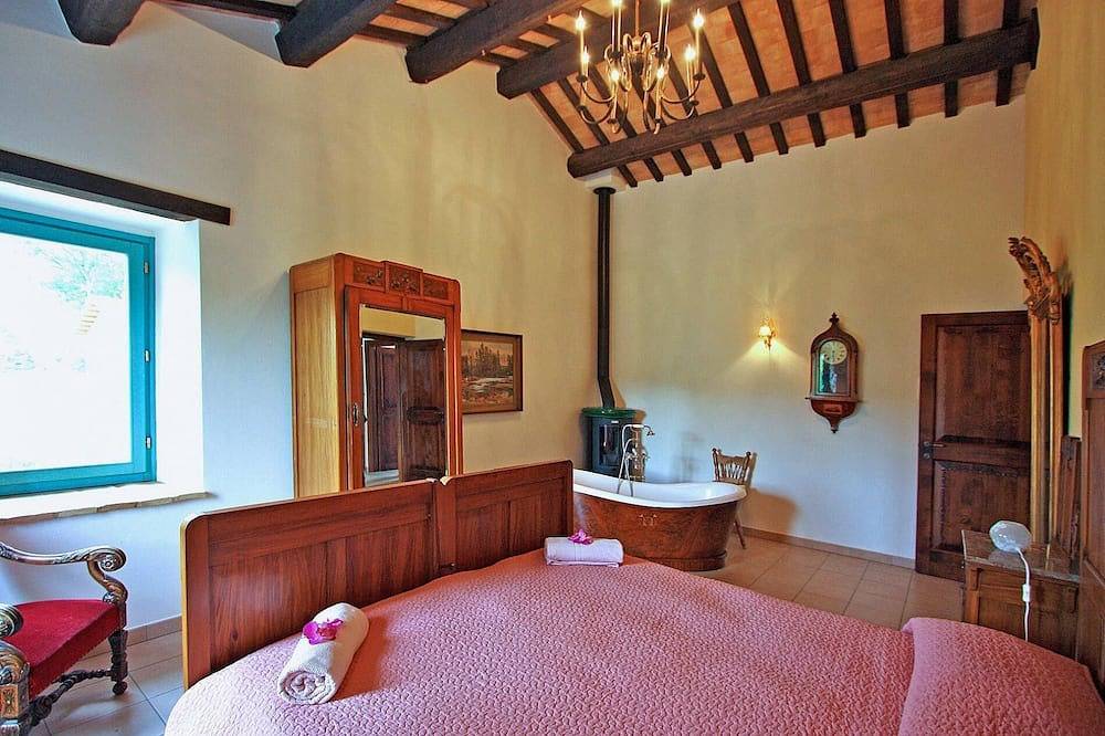 Prive villa met zwembad, airconditioning, wi-fi, huisdieren toegestaan, Marche in Mogliano, Provincie Macerata