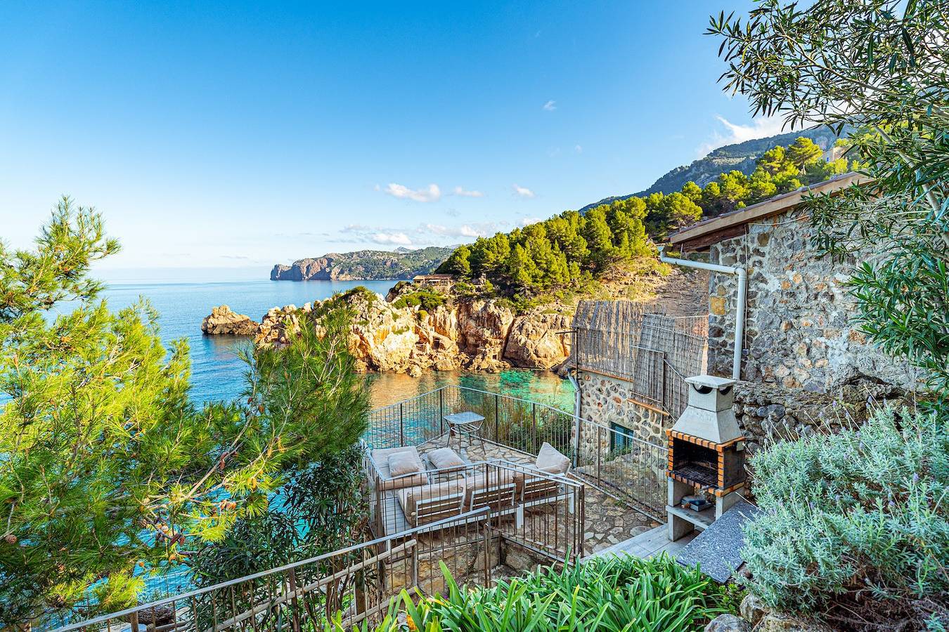 Villa Ca La Dolors Cala Deià by Priorityvillas in Deià, Mallorca Westen