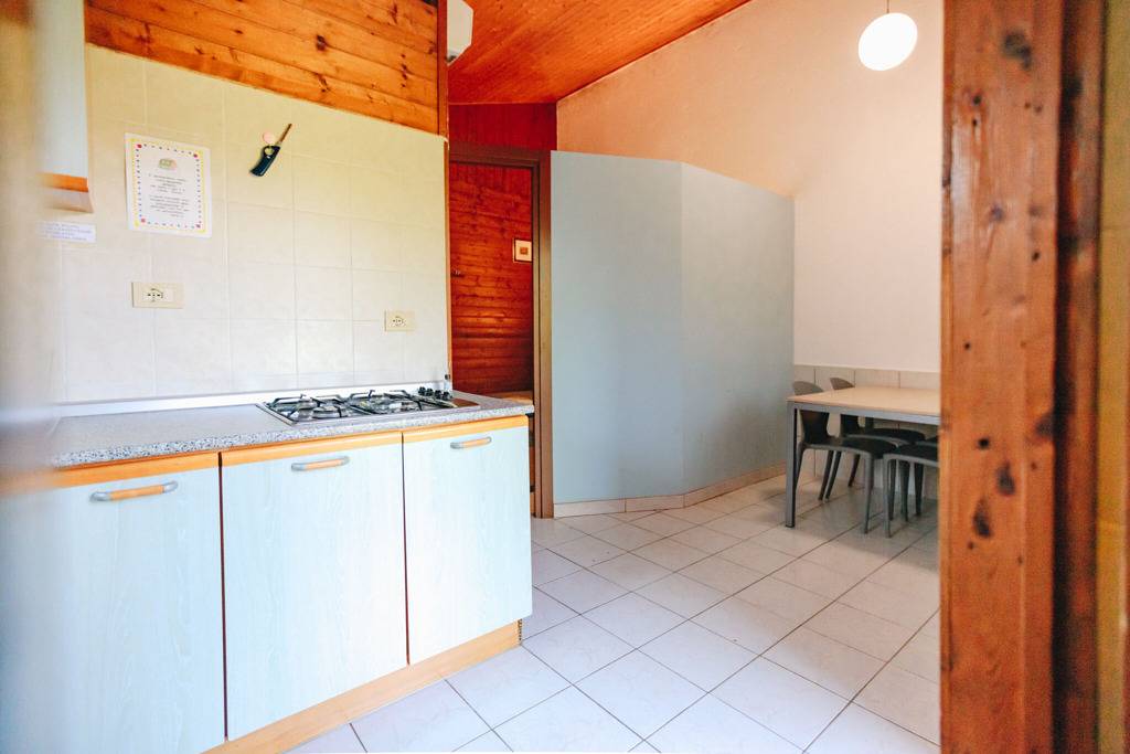 Camping Iris Park Bungalow Lugana für 4 Personen in Moniga del Garda, Gardasee-Berge