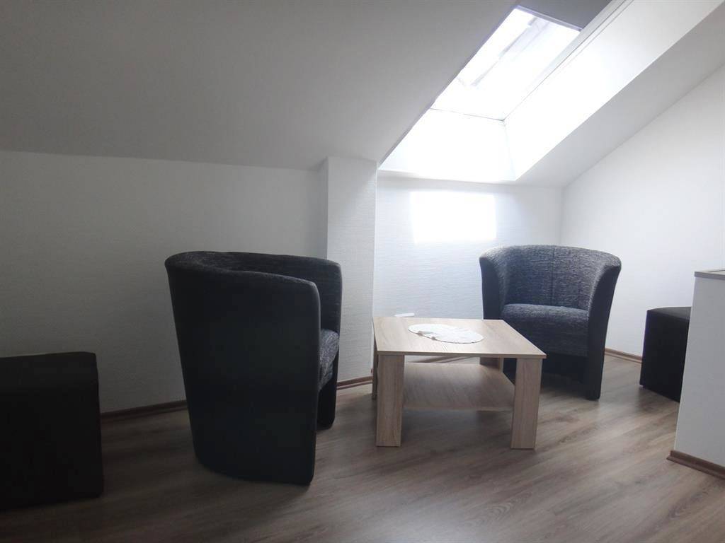 Ganze Ferienwohnung, 2-Bett-Studio Dusche/Wc, 1 Schlafraum in Trierweiler, Landkreis Trier-Saarburg