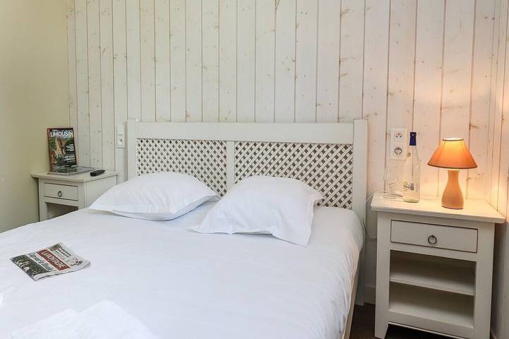 Gîte pour 6 personnes, avec terrasse et piscine ainsi que jacuzzi et sauna, animaux acceptés à Meyrignac-l'Église - 4