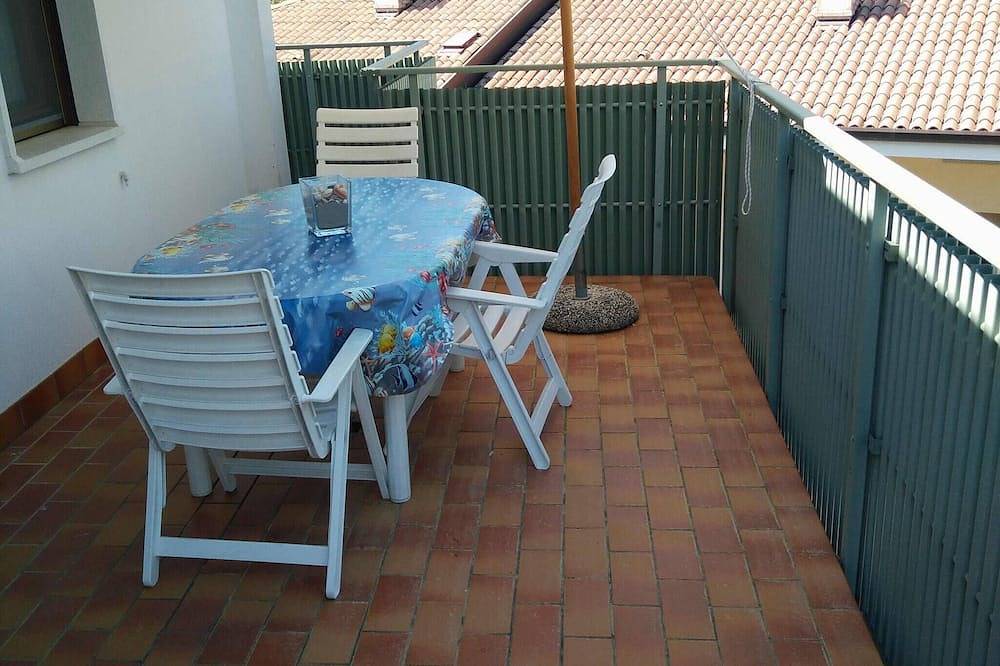 Ganze Wohnung, Gemütliche Wohnung mit Balkon, 30 m vom Strand entfernt in Grado, Görz Provinz