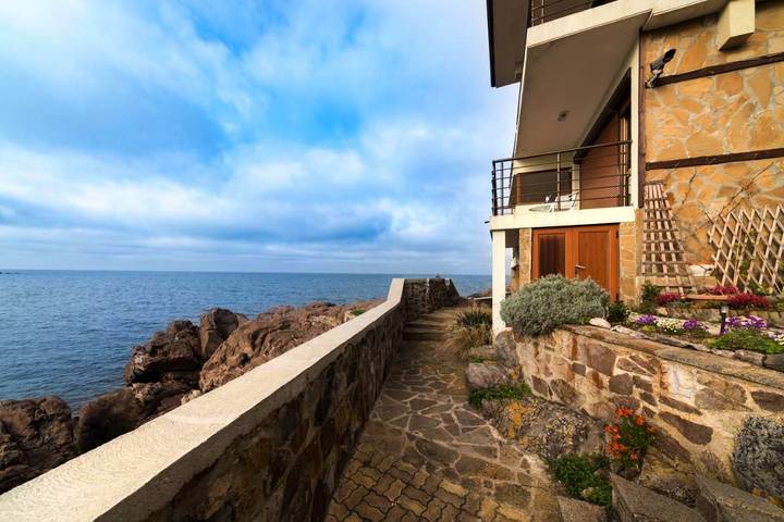Ferienhaus für 4 Personen, mit Balkon und Whirlpool in Bulgarien - 2