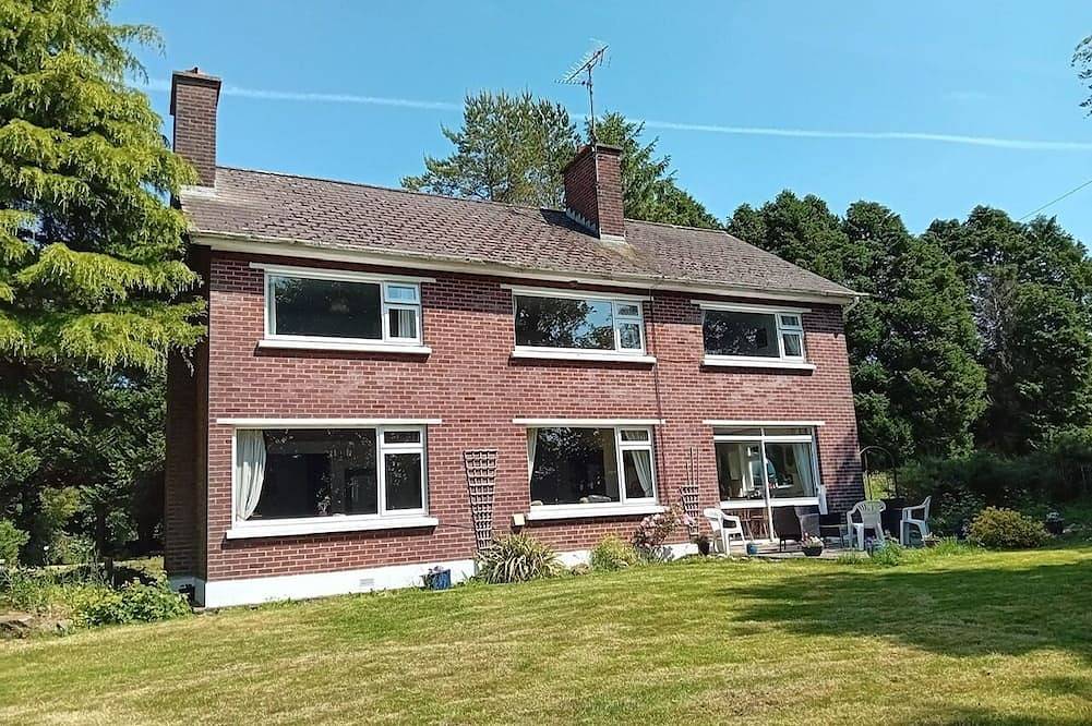 Luxurious Meath Retreat with 5 Bedrooms in County Meath